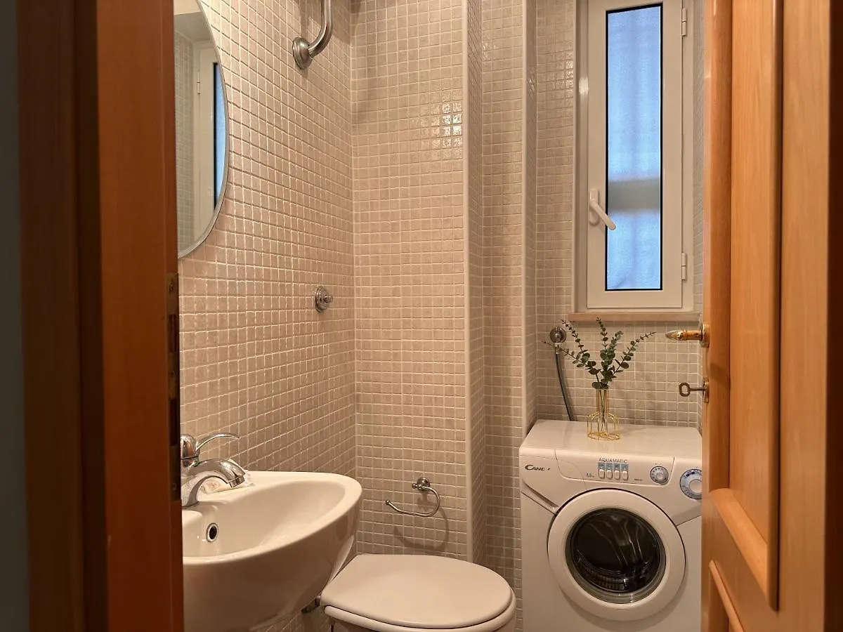 Renza House Chiaia Apartment Naples