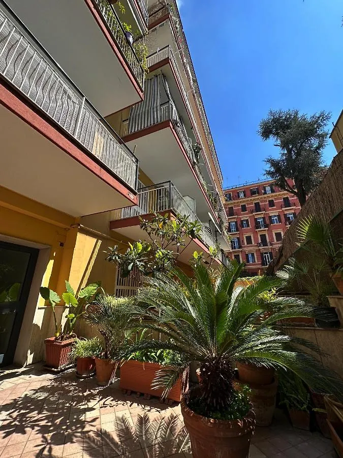 Renza House Chiaia Apartment Naples