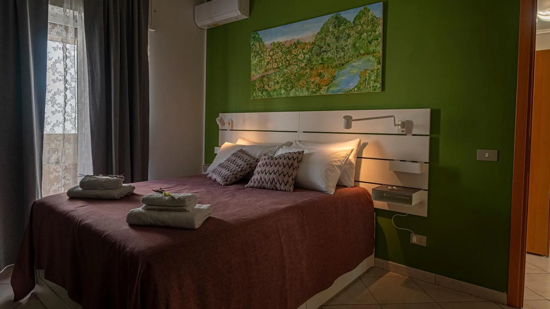 Renza House Chiaia Apartment Naples Italy