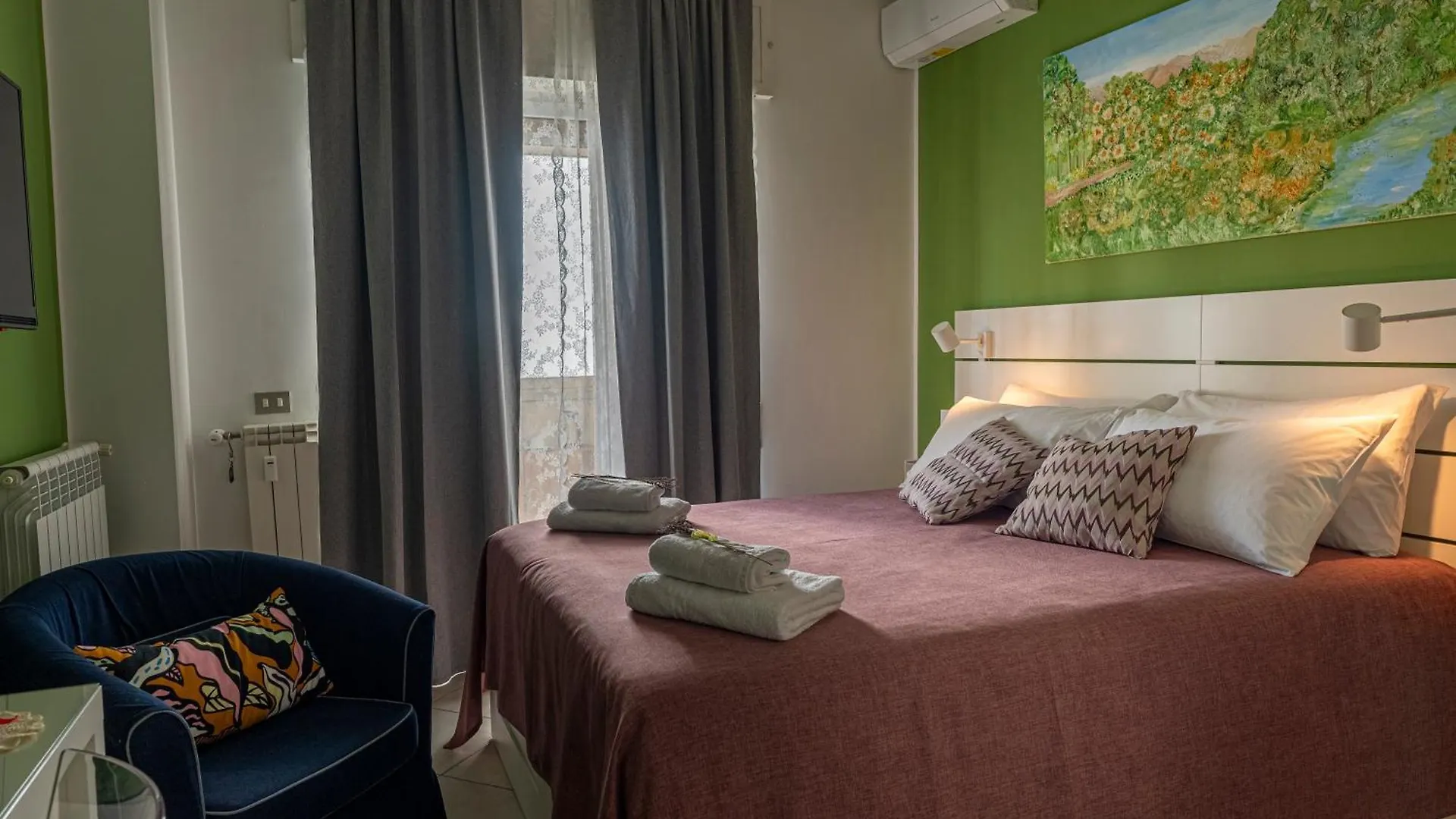 Renza House Chiaia Apartment Naples